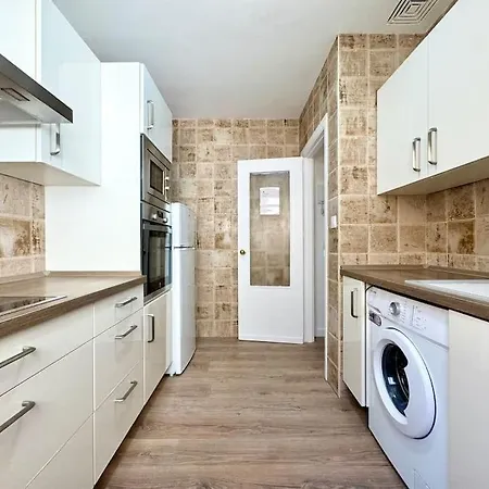 Apartment Spacious 3bd With 2bh & Ac