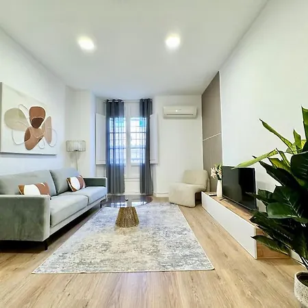 Apartment Spacious 3bd With 2bh & Ac Malaga