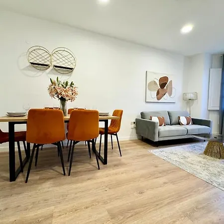 Apartment Spacious 3bd With 2bh & Ac Malaga