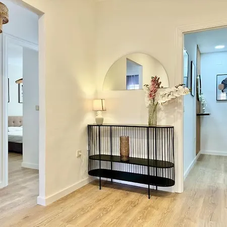 Apartment Spacious 3bd With 2bh & Ac