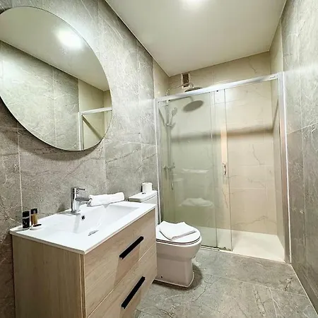 Spacious 3bd With 2bh & Ac Malaga