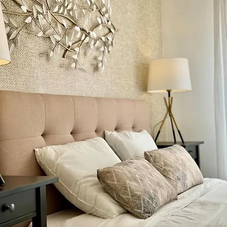 Spacious 3bd With 2bh & Ac * Malaga