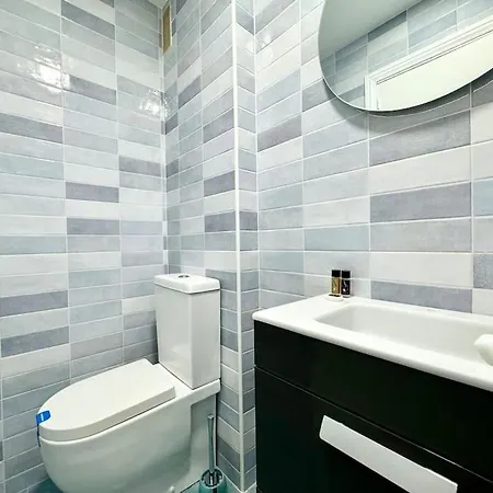 Spacious 3bd With 2bh & Ac *